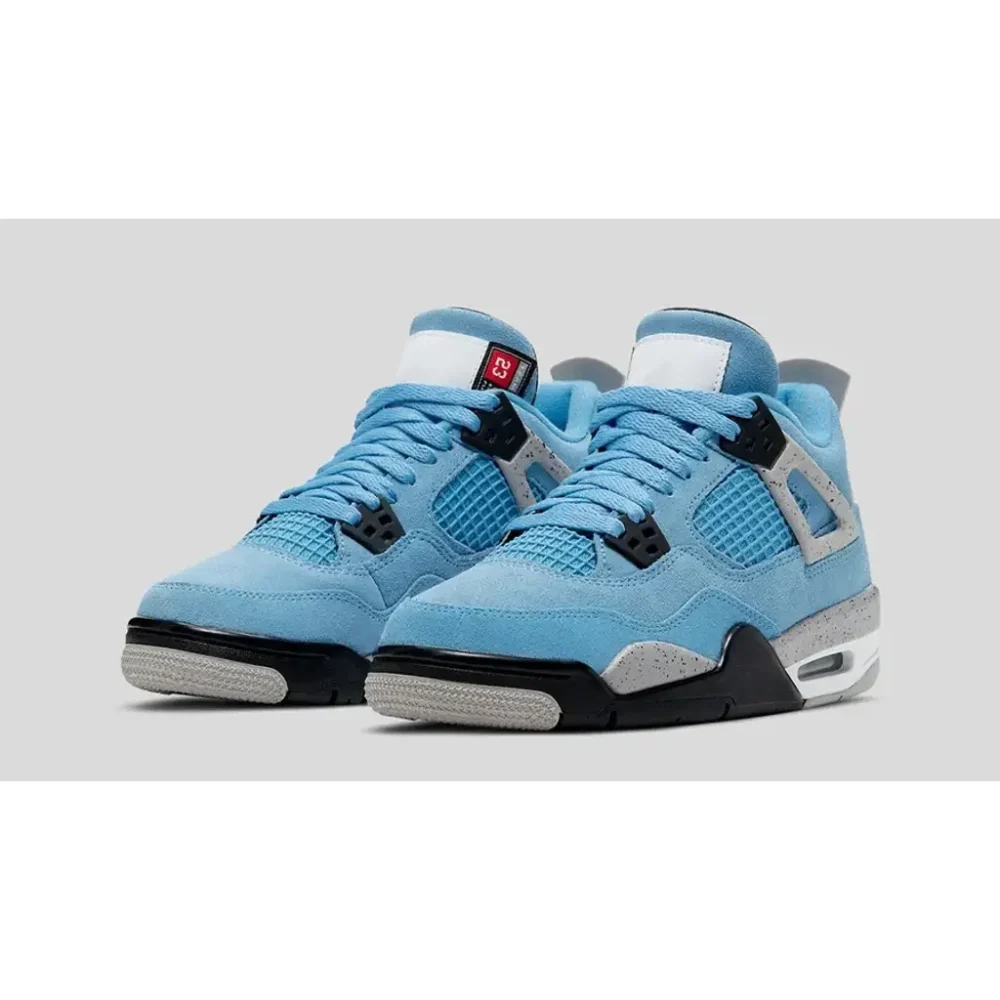 Air Jordan 4 "University Blue"