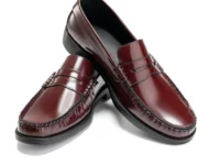 Toe Slip-On Crest Loafer