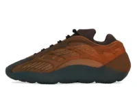 Yeezy 700 V3 Copper Fade