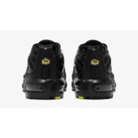 Nike Air Max Plus Triple Black