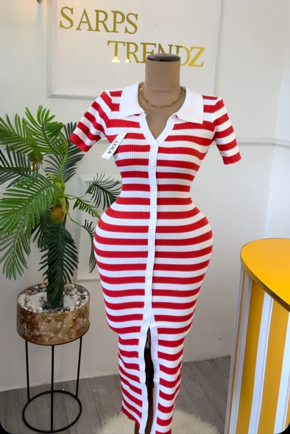 Color Blocked Lapel Striped Knitted Dress – Elegant Single-Breasted Women’s Outfit